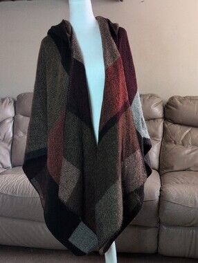 lovestitch Brown and Cream Textured Knit Hooded Poncho